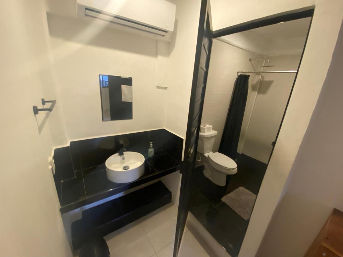 Why Not Rooftop Party Hostel 普拉亚卡门 外观 照片